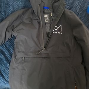 Brand New Women's Black Size Small Burton Goretex Jacket